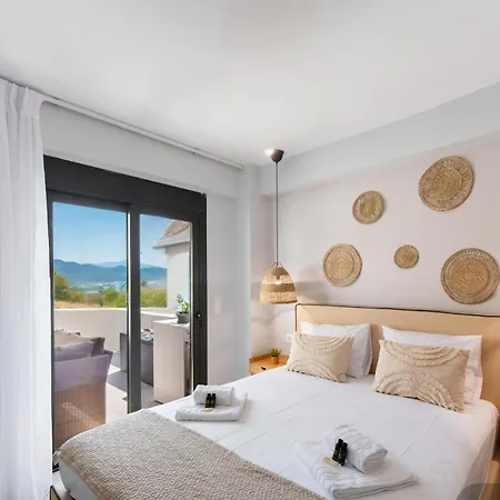 Konstantinos Seaside View * Nikiana