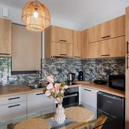 Konstantinos Seaside View * ניקיאנה